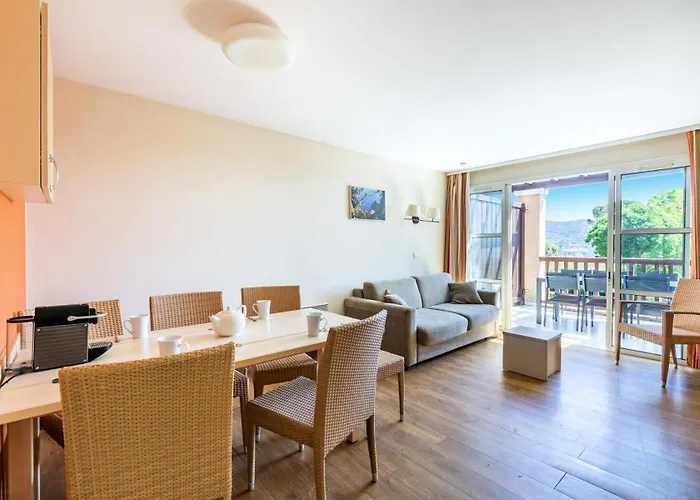 Résidence Le Village De Cap Esterel - Maeva - 2 Pièces 7 Personnes - Sélection Mae-7265 Apartamento